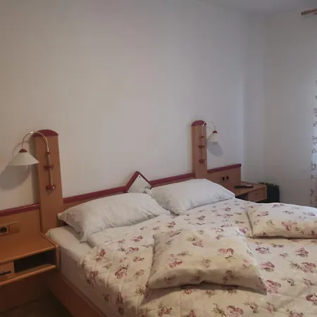 Wild West Bed & Breakfast